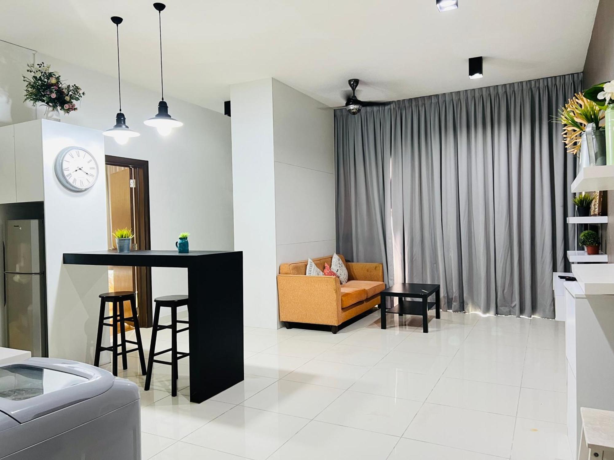 Regalia Suites & Residence By Enjoy Your Stay กัวลาลัมเปอร์ ภายนอก รูปภาพ