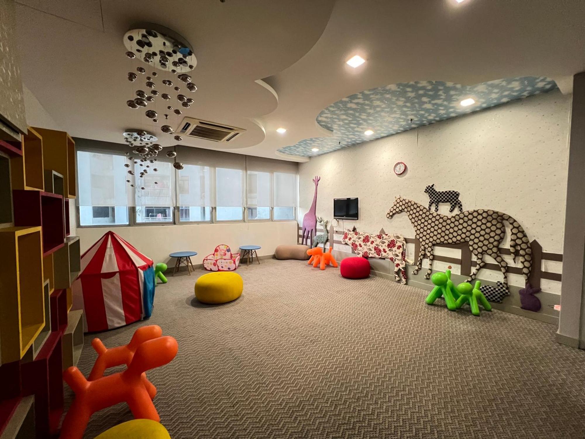 Regalia Suites & Residence By Enjoy Your Stay กัวลาลัมเปอร์ ภายนอก รูปภาพ